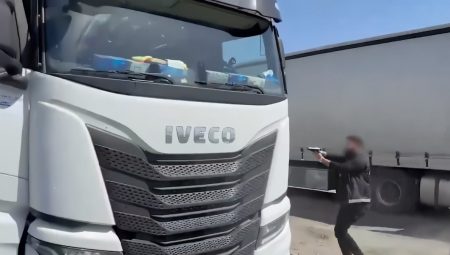 İstanbul’da uyuşturucu operasyonu: 2 zehir taciri yakalandı