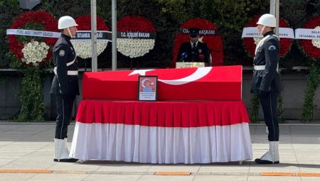 İstanbul Tuzla’da trafik kazasında yaralanan polis şehit oldu